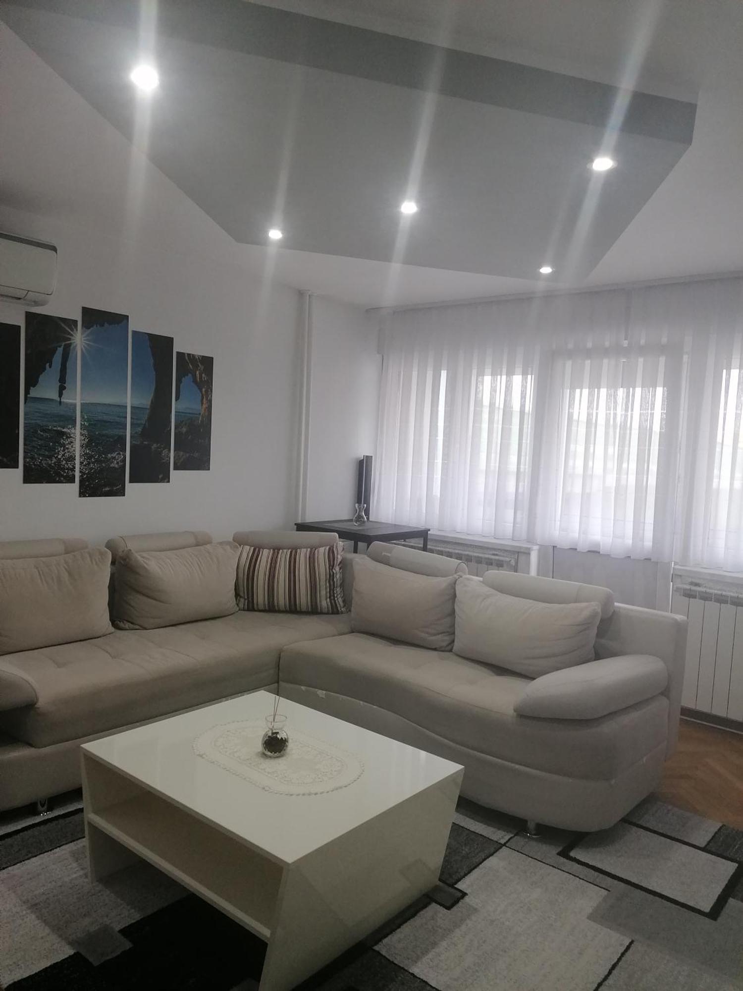 Tina Apartment คาร์โลวัตส์ ภายนอก รูปภาพ